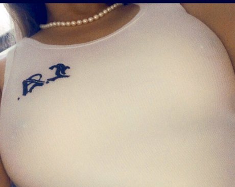 Photo nue de fuite OnlyFans de Missthi2