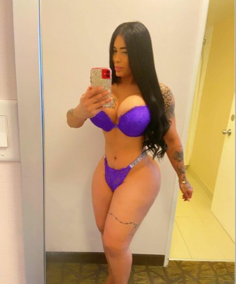Photo nue de fuite OnlyFans de Italia Jimenez