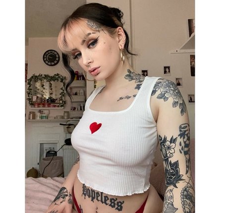 Photo nue de fuite OnlyFans de Intoxifyingflxwers