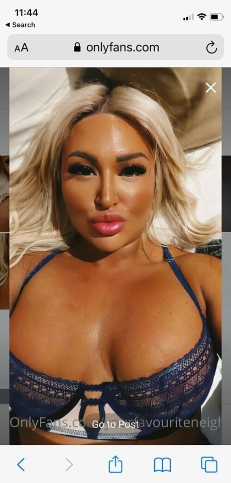 Photo nue de fuite OnlyFans de Yourfavouriteneighbour