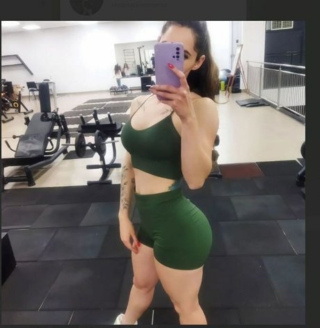 Photo nue de fuite OnlyFans de Mysisterhot
