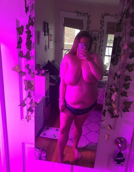 Photo nue de fuite OnlyFans de Lookingformysoilmate