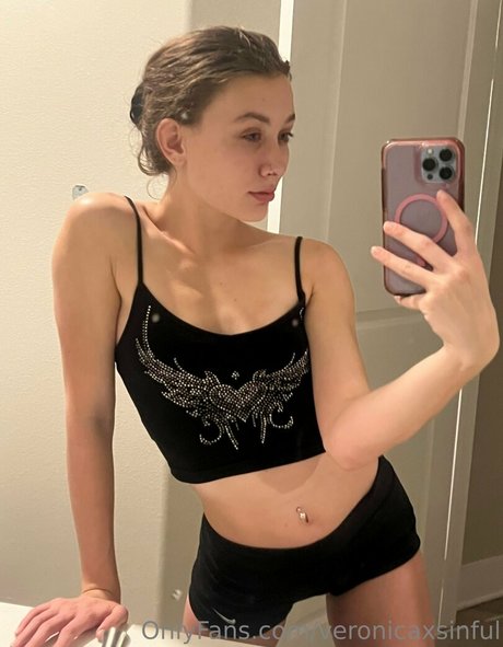 Photo nue de fuite OnlyFans de Veronicaxsinful