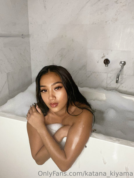 Photo nue de fuite OnlyFans de Katana Kiyama
