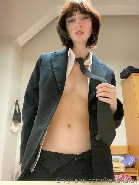 Photo nue de fuite OnlyFans de Julia Neis