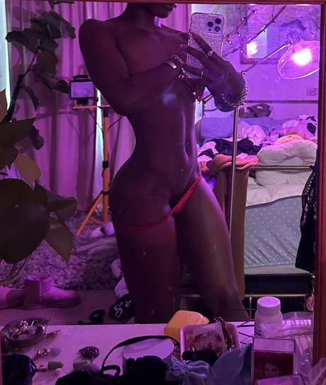 Bia Bates