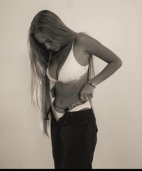 Photo nue de fuite OnlyFans de Lies Zhara