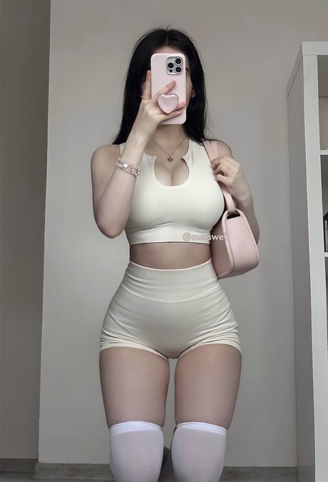 Photo nue de fuite OnlyFans de Mersweb