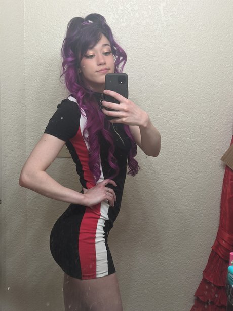 Photo nue de fuite OnlyFans de Queentofu