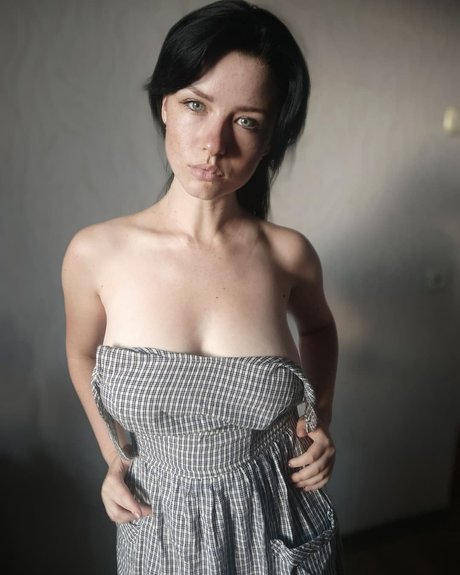 Photo nue de fuite OnlyFans de Innervus