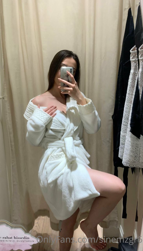 Photo nue de fuite OnlyFans de Sinem Ozgur