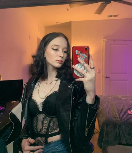 Photo nue de fuite OnlyFans de Queen Etimy