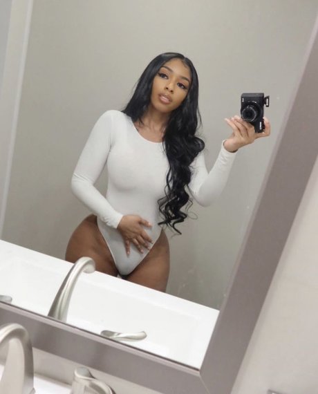 Ashley Burgos