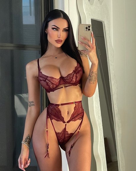 Photo nue de fuite OnlyFans de Annelese Milton