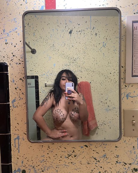 Photo nue de fuite OnlyFans de Depressedcomrad