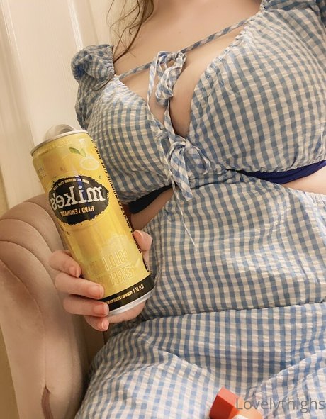 Lovelythighs