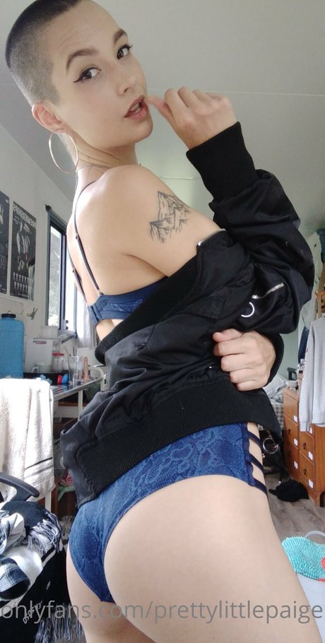 Photo nue de fuite OnlyFans de Pretty Little Paige