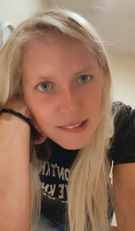 Photo nue de fuite OnlyFans de Lovely Rae