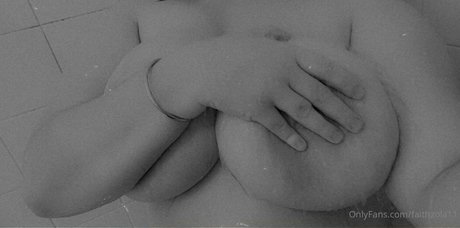 Photo nue de fuite OnlyFans de Faithzola11