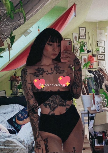 Photo nue de fuite OnlyFans de Hernamewasloneliness