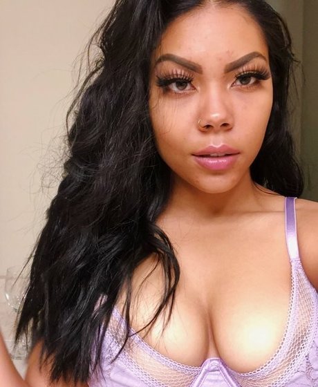 Photo nue de fuite OnlyFans de Aly8008cat