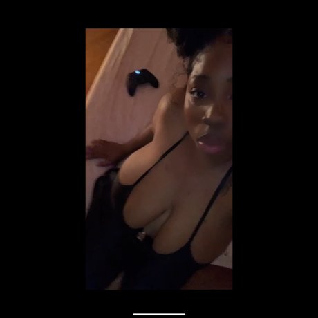 Photo nue de fuite OnlyFans de Beatrixx