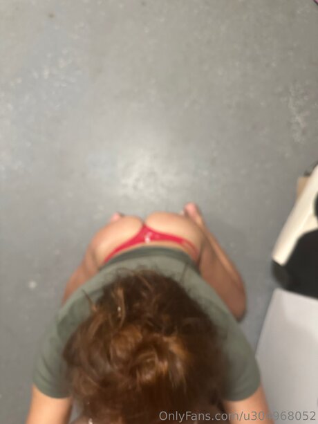 Photo nue de fuite OnlyFans de U304968052