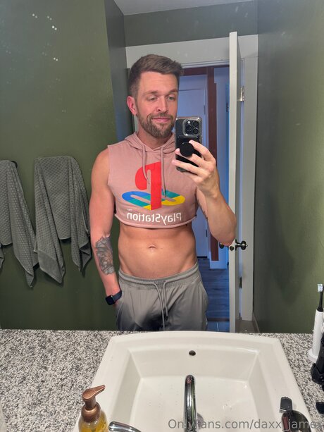 Photo nue de fuite OnlyFans de Daxx James