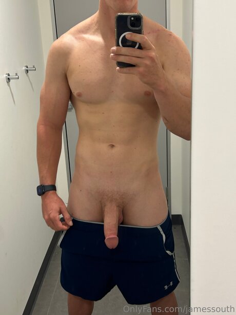 Photo nue de fuite OnlyFans de Jamessouth
