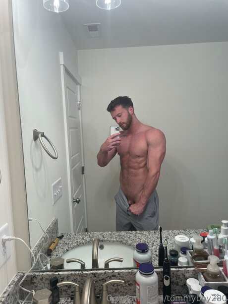 Photo nue de fuite OnlyFans de Tommyboy280