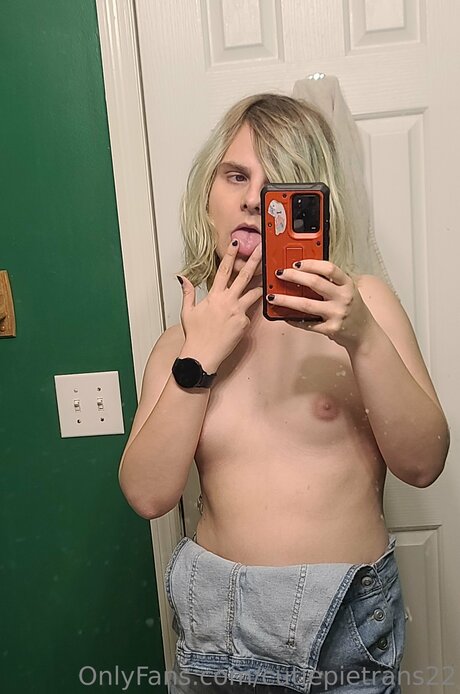 Photo nue de fuite OnlyFans de Cutiepietrans22