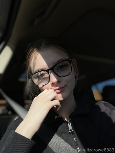 Elizarowe8383
