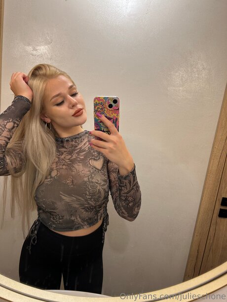 Photo nue de fuite OnlyFans de Julieschone
