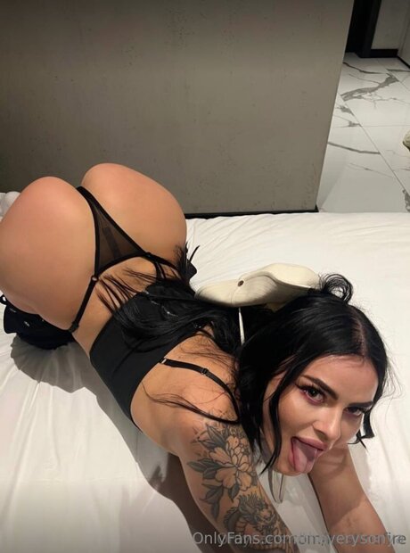 Theverysonya