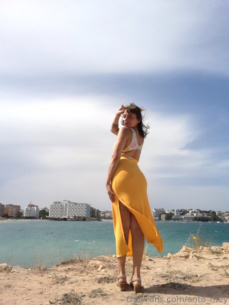 Photo nue de fuite OnlyFans de Anto Mey