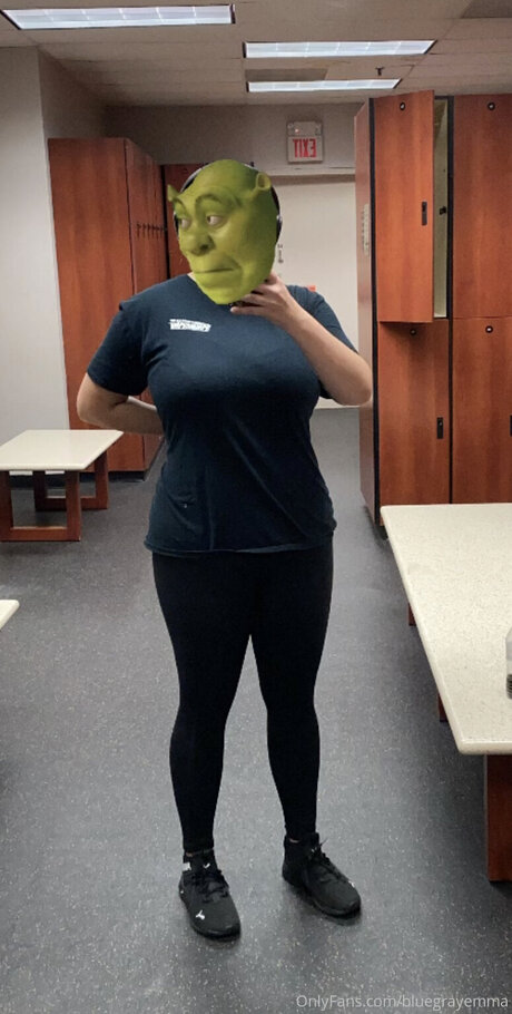Bluegrayemma