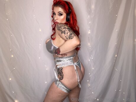 Yourscarletharlotxxx