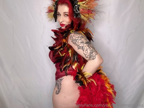 Yourscarletharlotxxx