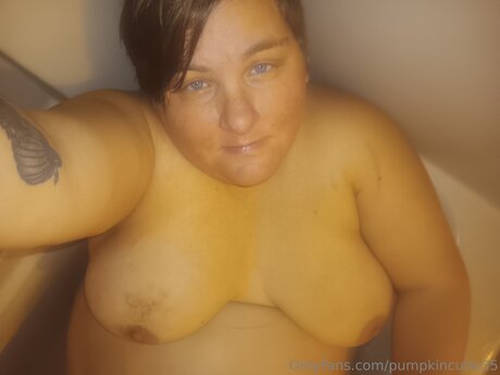 Photo nue de fuite OnlyFans de Pumpkincutie35
