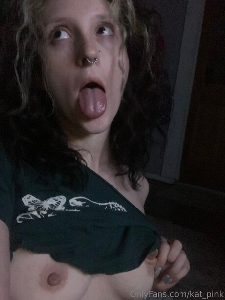 Photo nue de fuite OnlyFans de Kat Pink