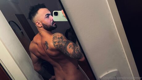 Photo nue de fuite OnlyFans de Brandonmor