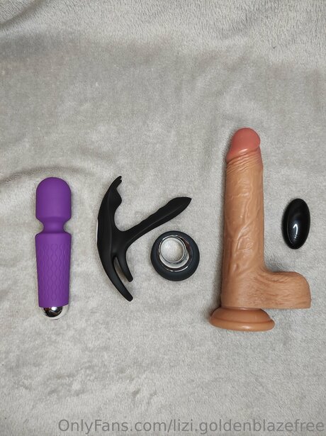 Photo nue de fuite OnlyFans de Lizi Goldenblazefree