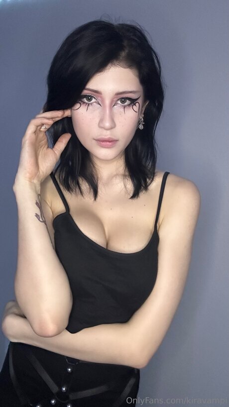 Photo nue de fuite OnlyFans de Kiravampi