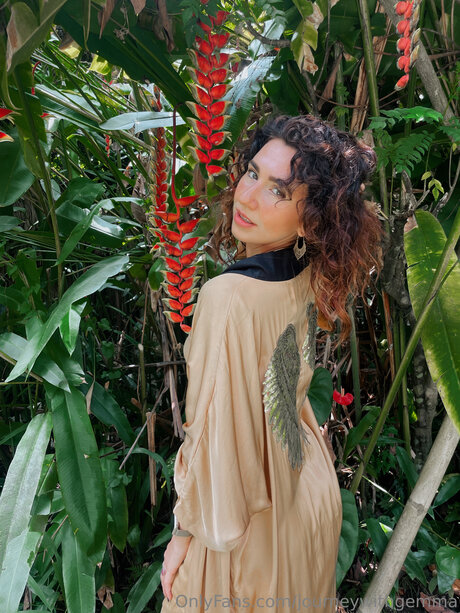 Photo nue de fuite OnlyFans de Journeywithgemma