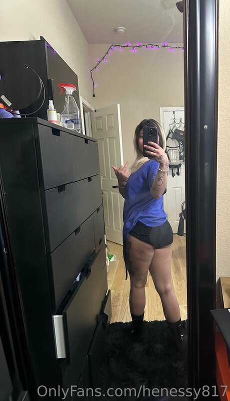 Photo nue de fuite OnlyFans de Henessy817