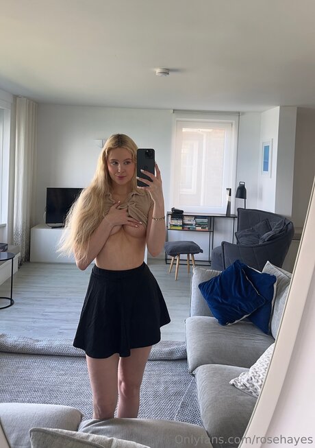 Petiterose19