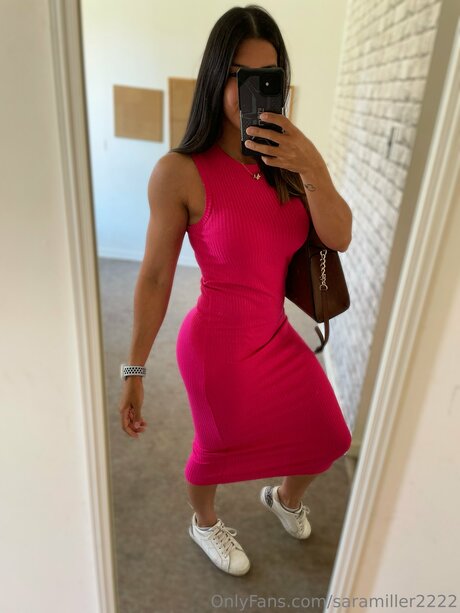 Photo nue de fuite OnlyFans de Saramiller2222