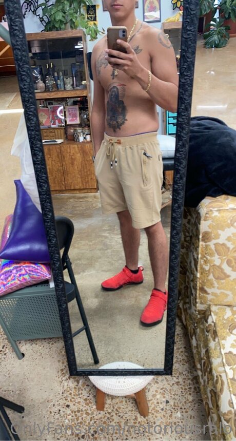 Photo nue de fuite OnlyFans de Notoriousralo