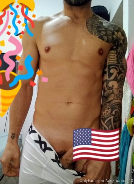 Photo nue de fuite OnlyFans de Alexhunter 10