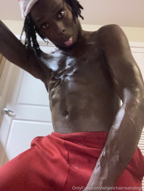Photo nue de fuite OnlyFans de Wheelchairmandingo